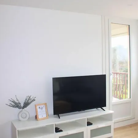 Apptartement Neuf - Situation Ideale - Balneo - Parking Apartment *