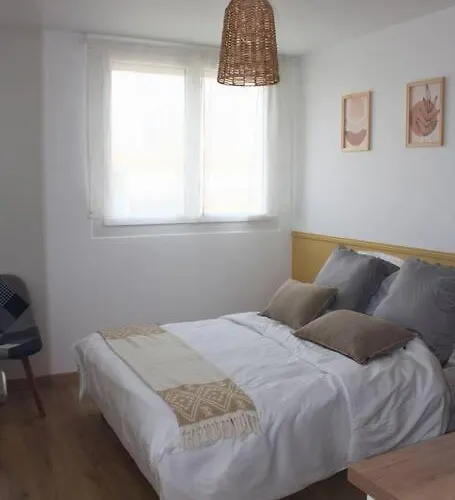 Apartment Apptartement Neuf - Situation Ideale - Balneo - Parking